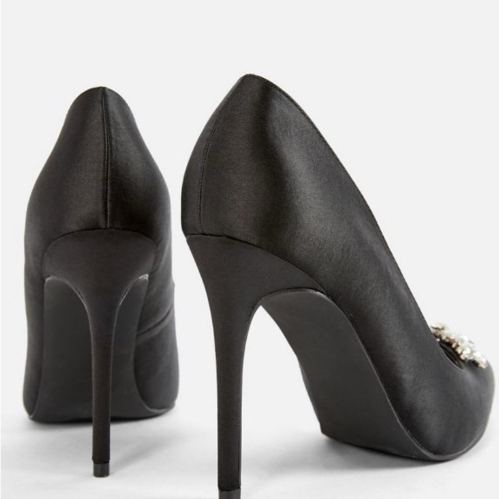 Embellished JustFab Pumps - Picture 3 of 9